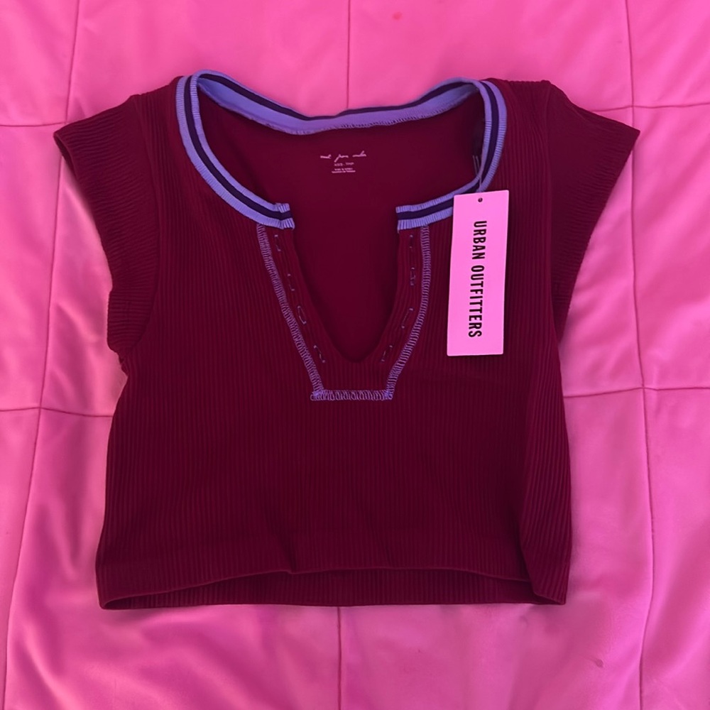 NWT Go for gold top